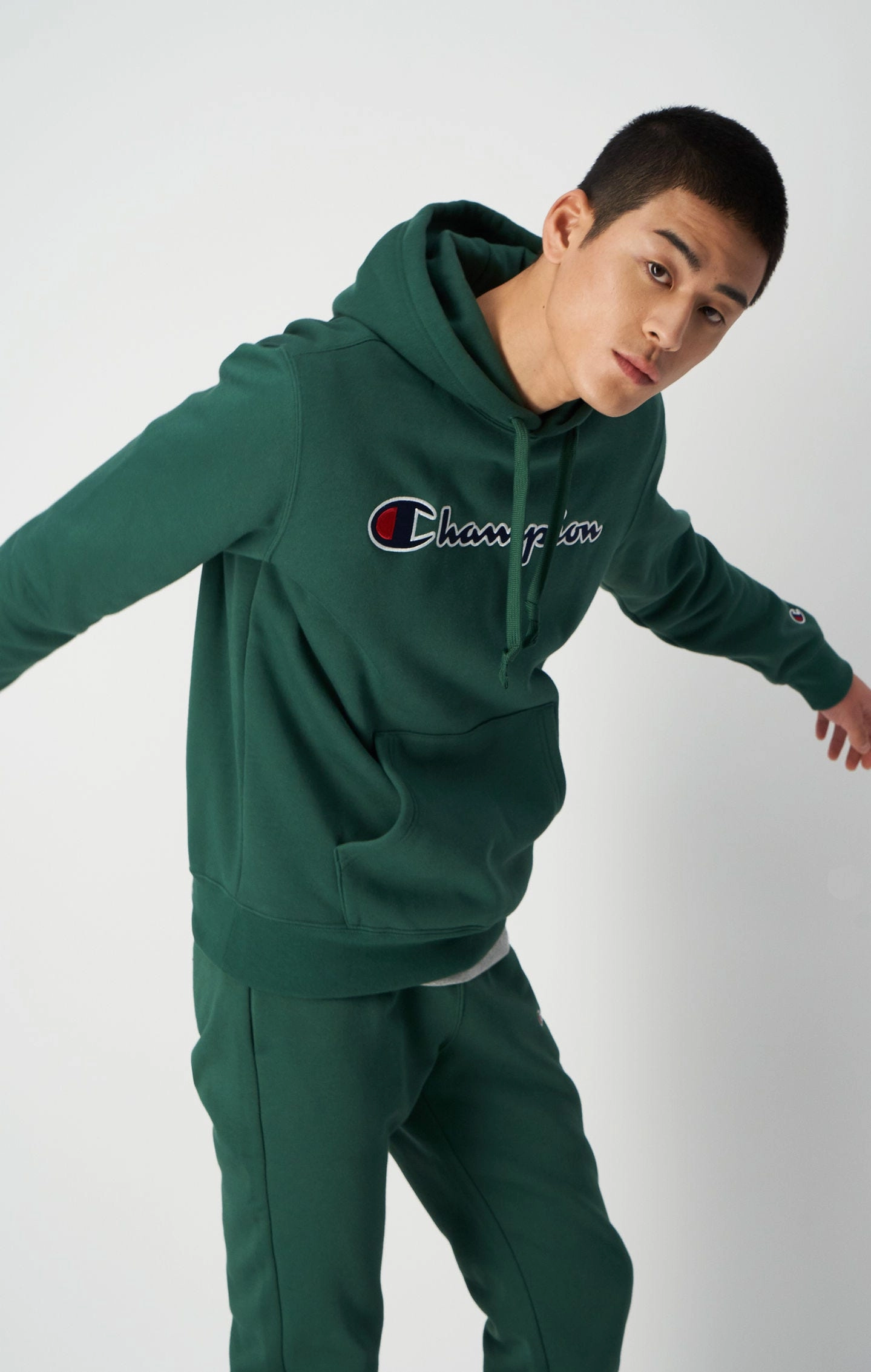 Hoodie aus Baumwollfleece mit gesticktem Logo-Schriftzug