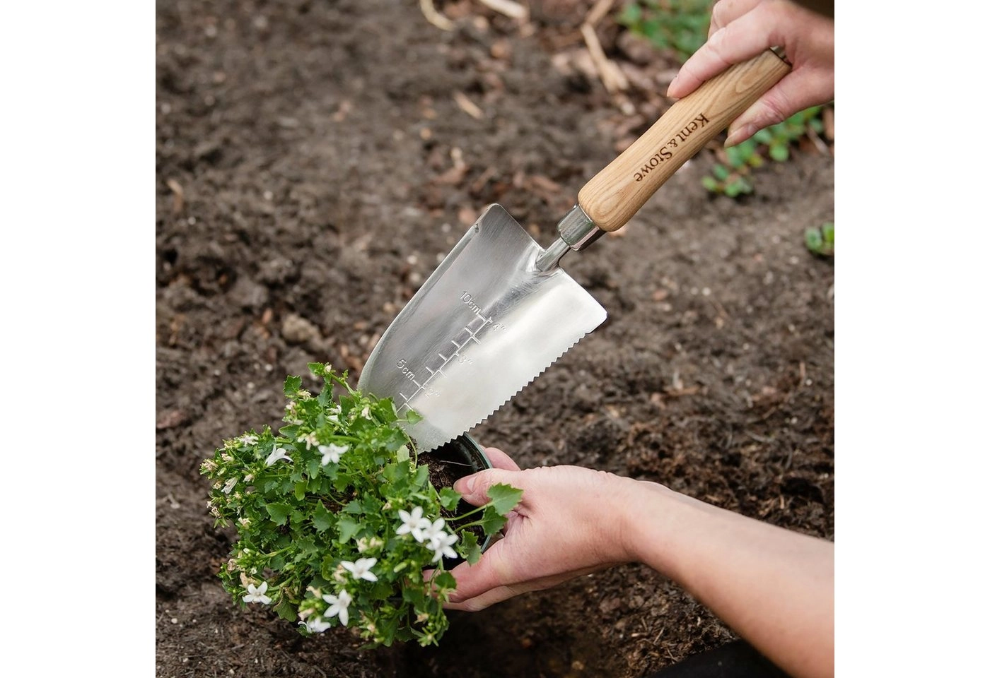 Kent & Stowe Schaufel »Multifunktion«, mit gezackter Kante, 9 cm Arbeitsbreite