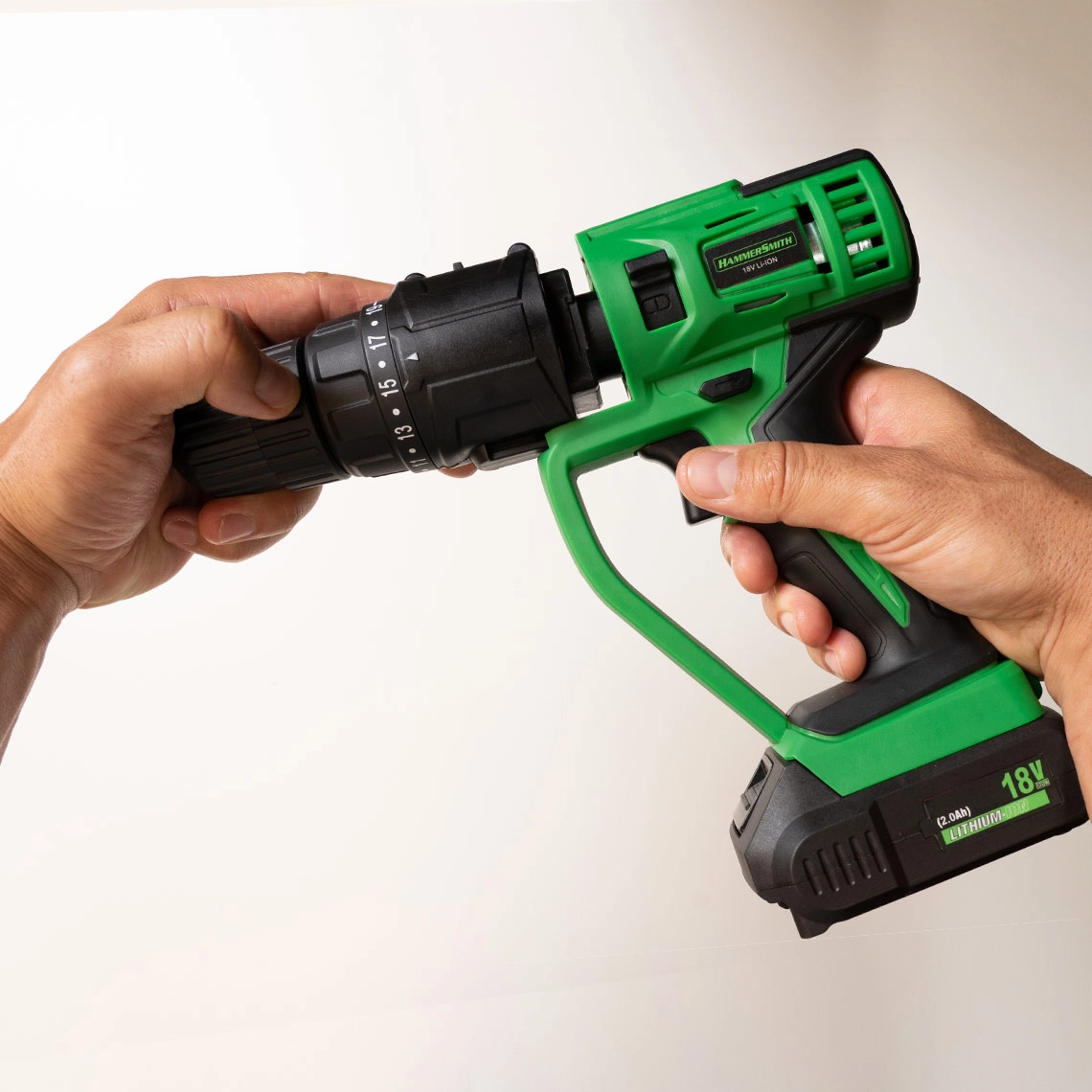 Hammersmith MultiTool Akku Multifunktionswerkzeug inkl. Zubehör GRATIS