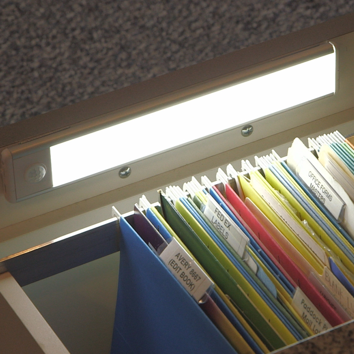 HandyLUX Slim Bright magnetische Power-LED-Leiste 1+1 GRATIS