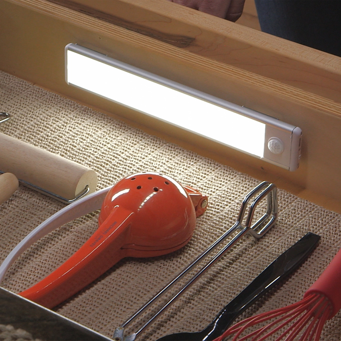 HandyLUX Slim Bright magnetische Power-LED-Leiste 1+1 GRATIS