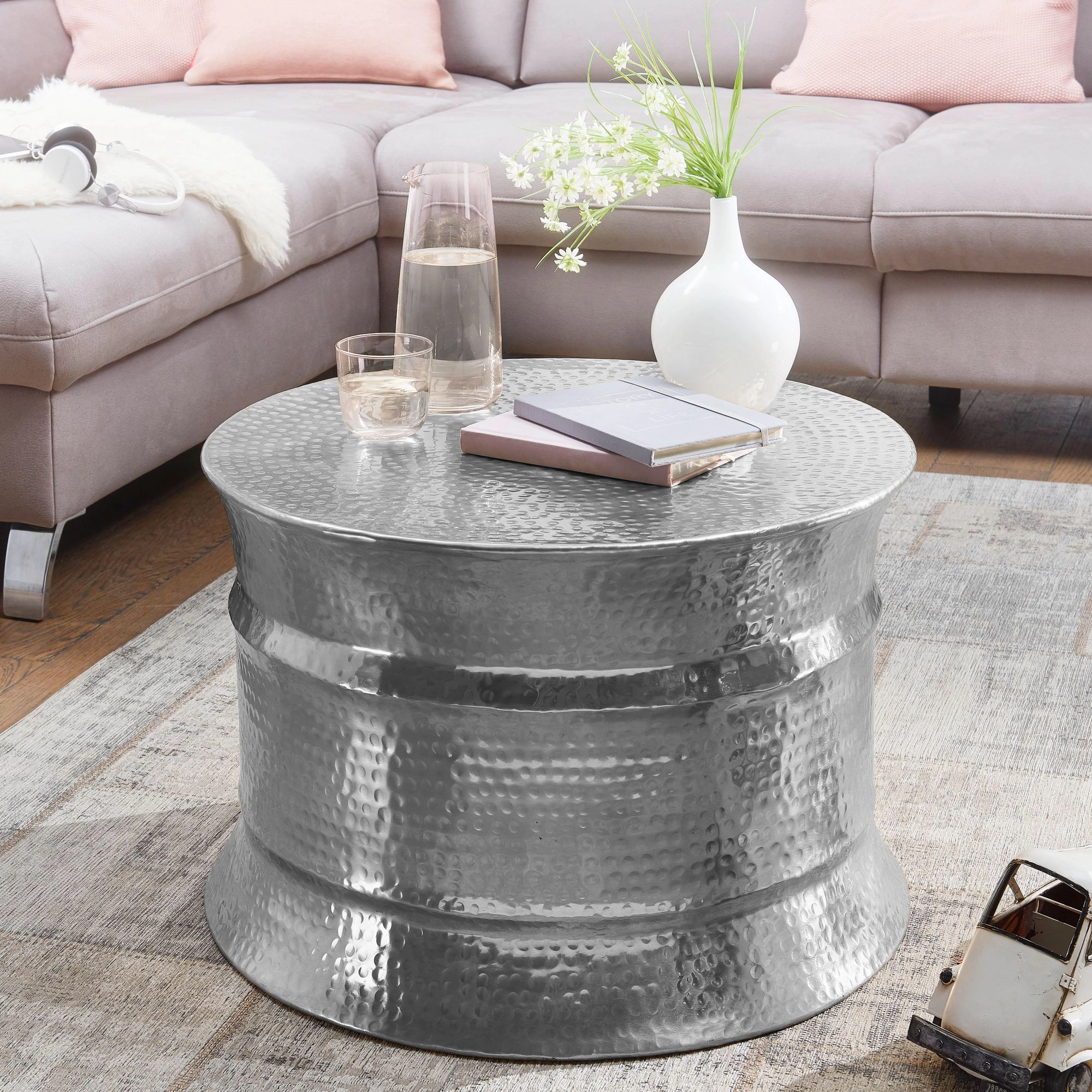 FineBuy Couchtisch 62 x 41 x 62 cm Aluminium Beistelltisch orientalisch rund, Flacher Hammerschlag Sofatisch Metall, Design Wohnzimmertisch modern, Loungetisch indisch Stubentisch klein