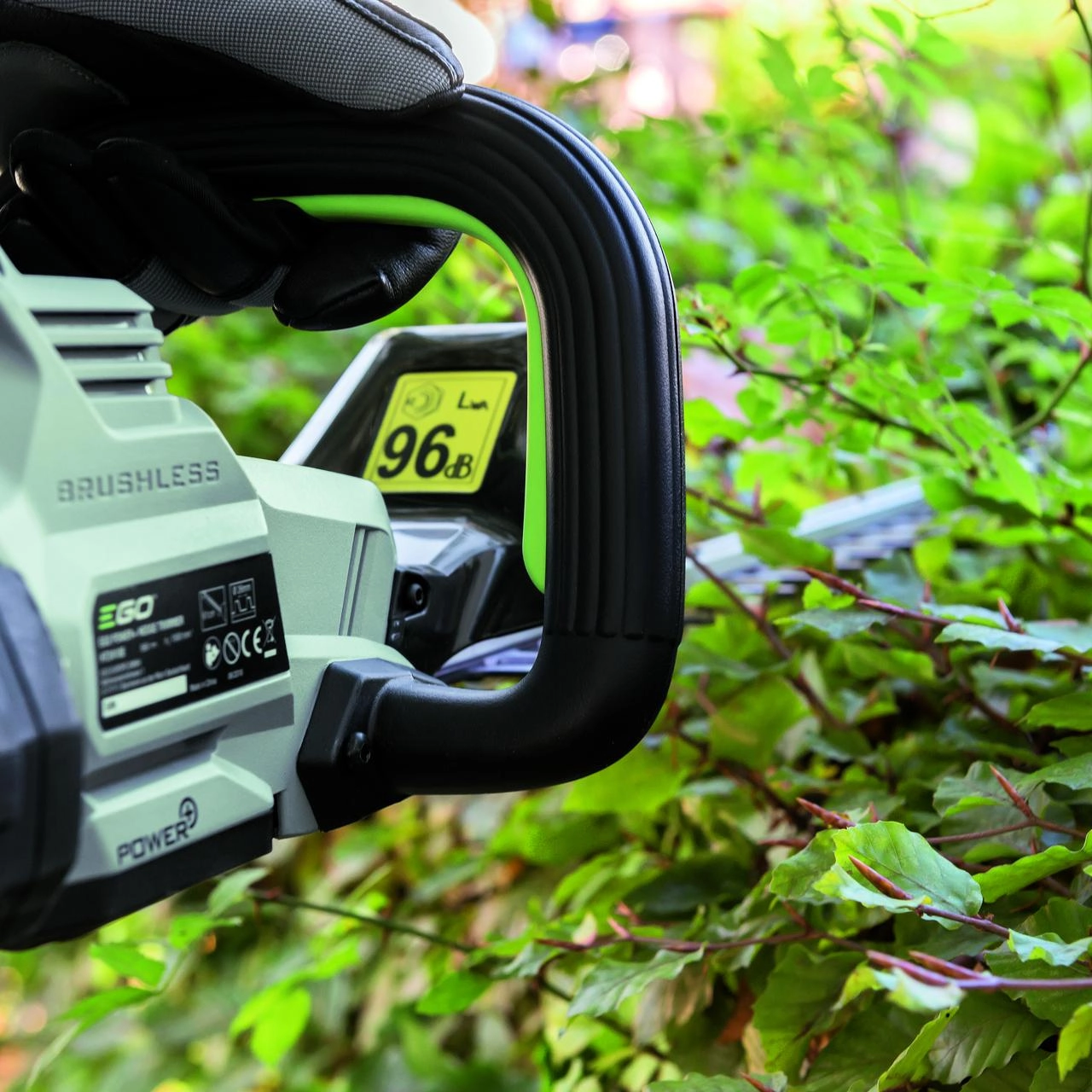 EGO HT2411E 60cm 26mm Heckenscheren Kit